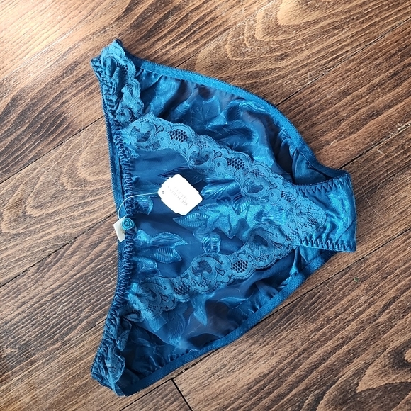 Victoria's Secret Intimates & Sleepwear Vintage Victorias Secret